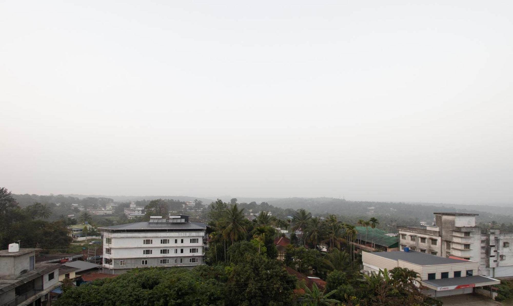 Hotel Treebo Brahma, Wayanad Sultan Bathery Exterior foto